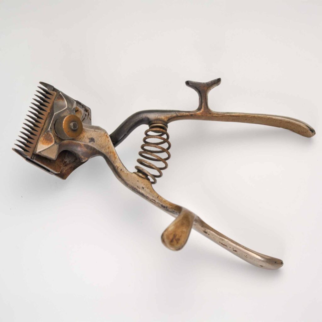 手バリカン外バネ １分