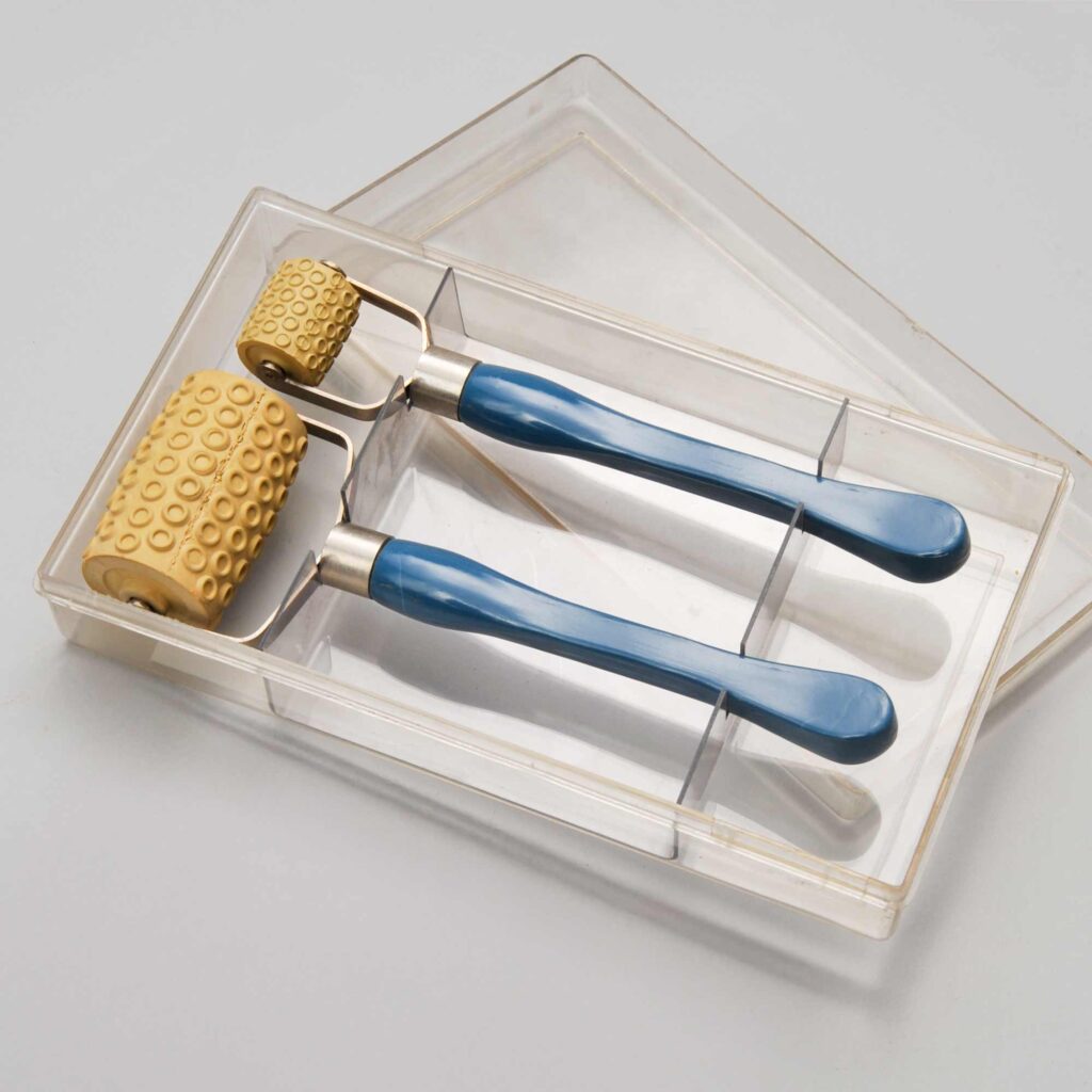 美顔器　松村重貴智氏（東京）寄贈