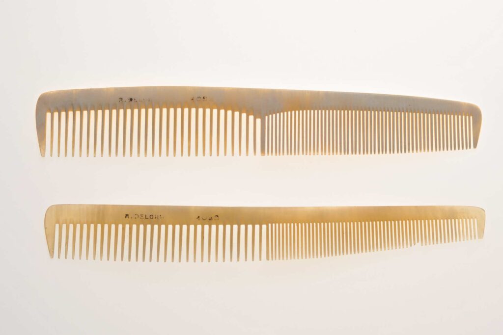 コーム　川喜田長治氏（千葉）寄贈