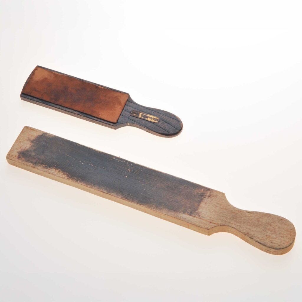 木砥　松村重貴智氏（東京）寄贈