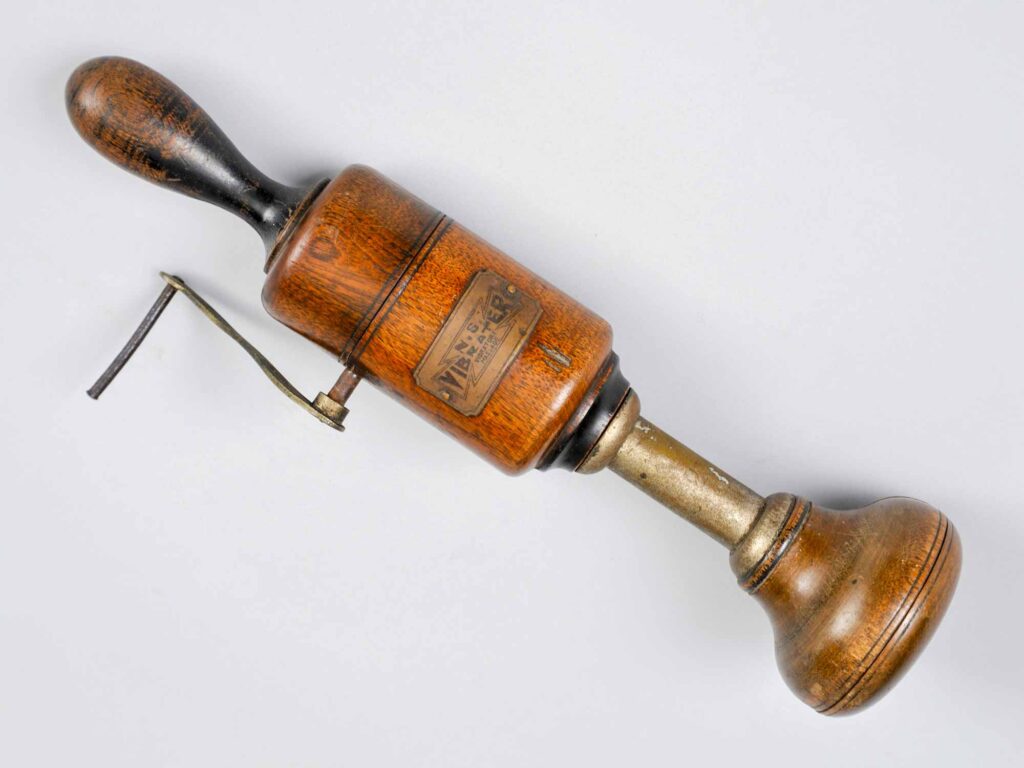 手動式バイブレーター　目時則道氏（東京）寄贈