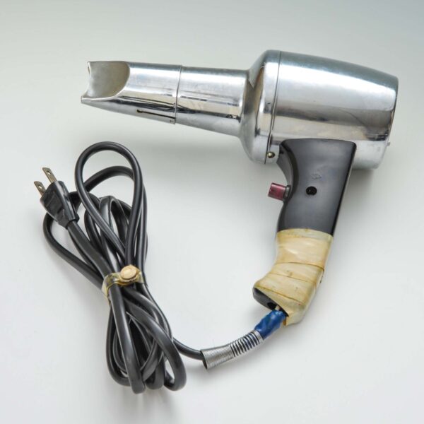 ドライヤー 田中知彦氏（東京）寄贈