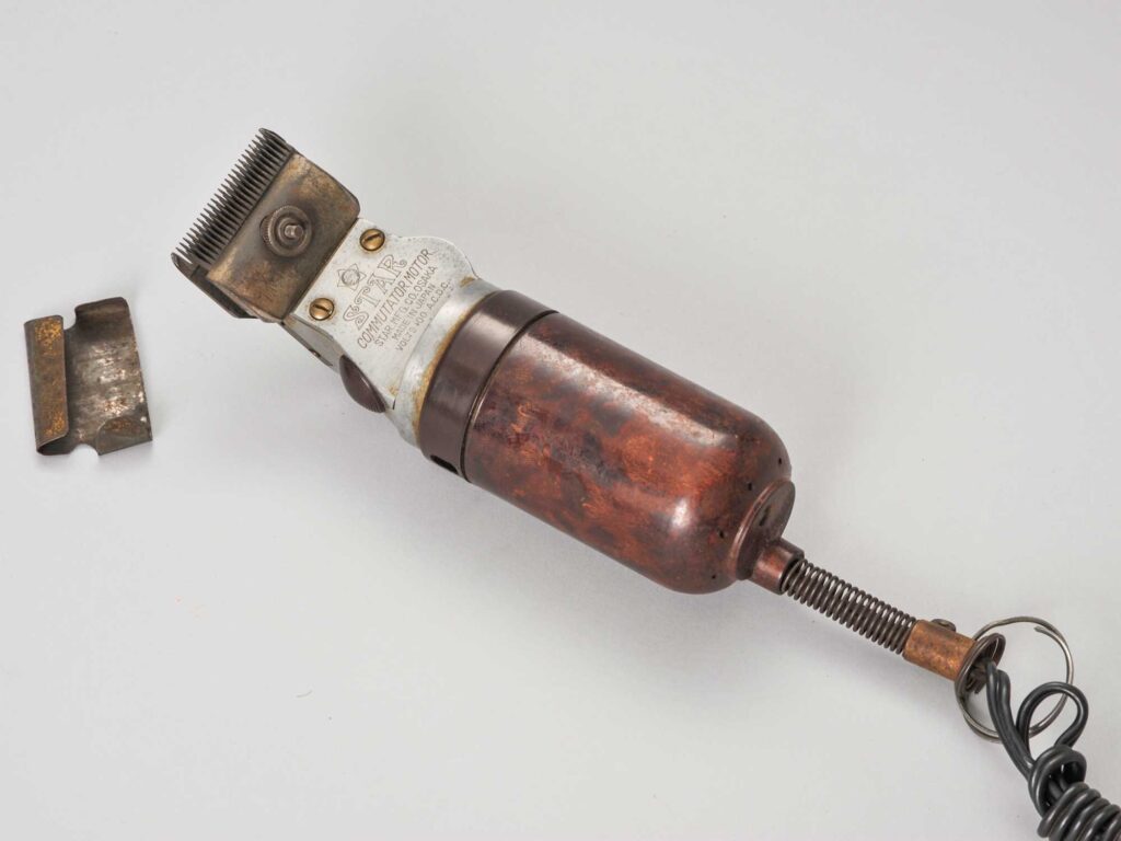 電気バリカン 昭和・戦前 大塚安夫氏（埼玉）寄贈