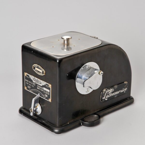 GHQ配給のオースターシェービングミキサー　田中知彦氏（東京）寄贈