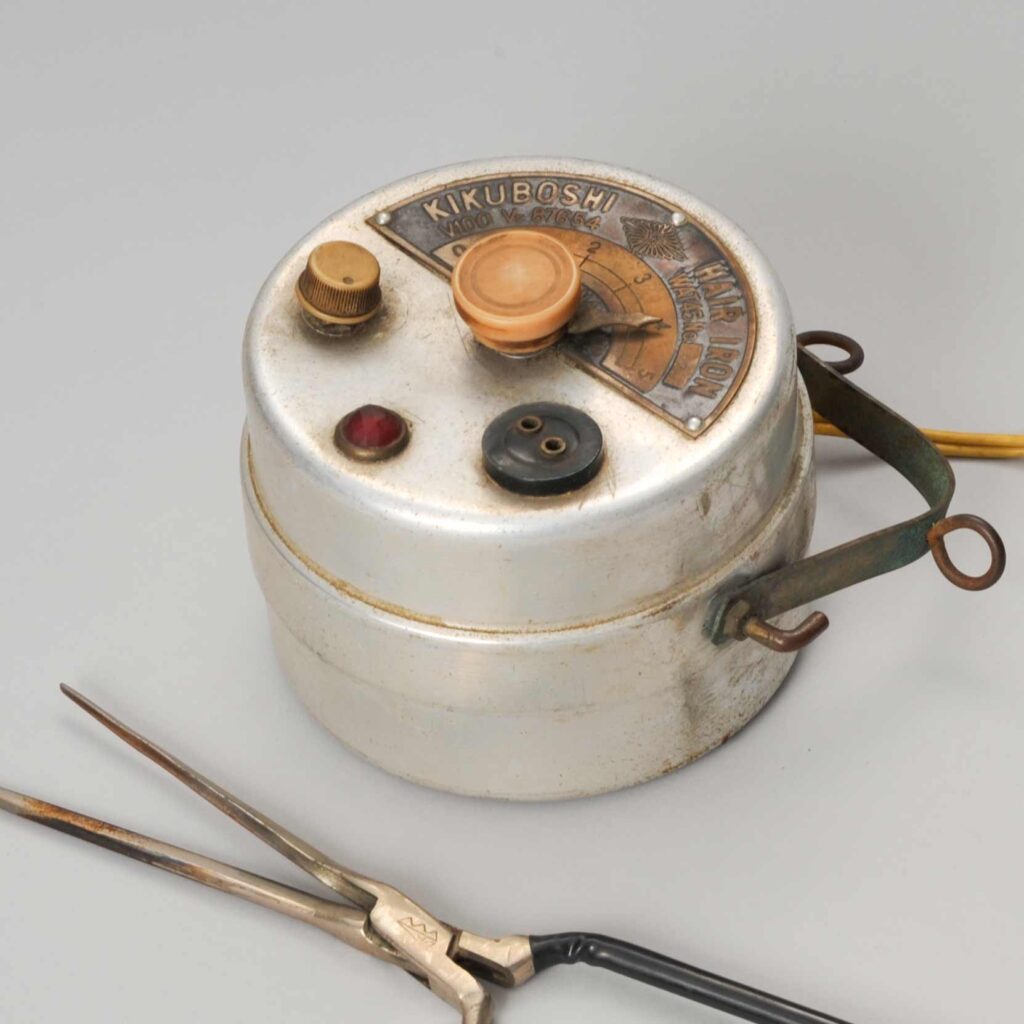 アイロン用トランス　野本高良氏（東京）寄贈