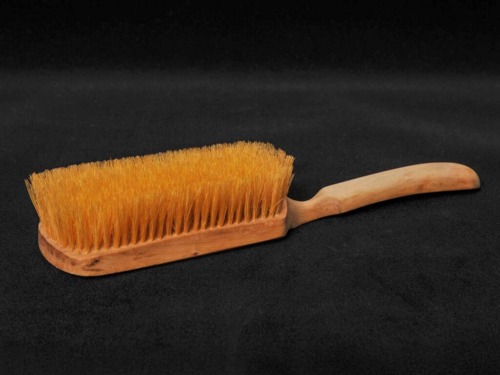 ヘアーブラシ（大場式理容道具）