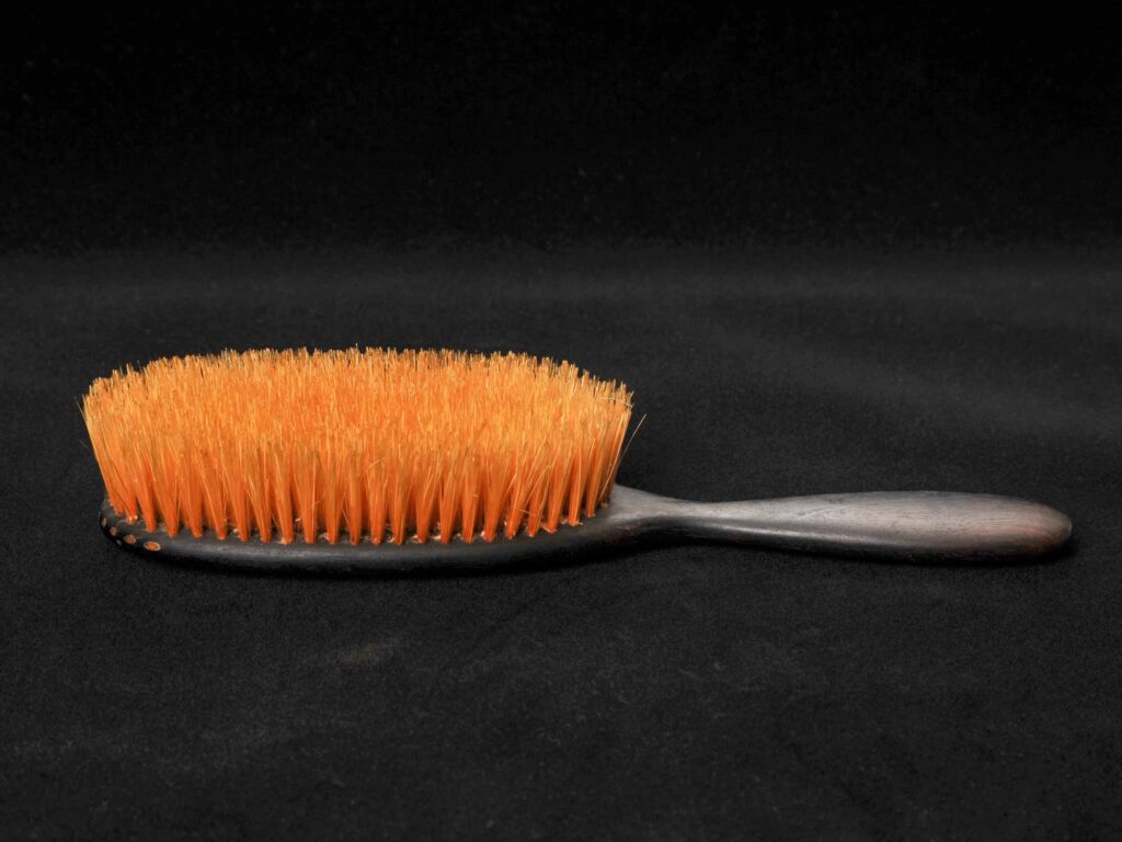 ヘアーブラシ（大場式理容道具）