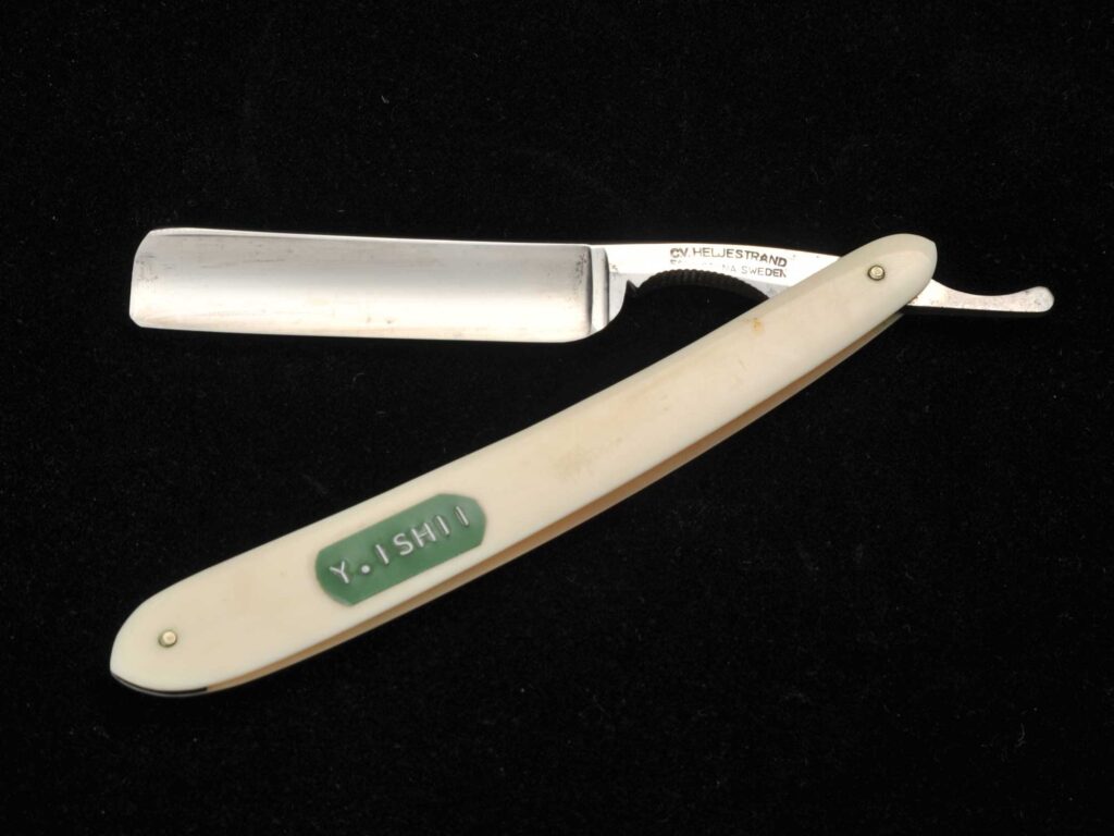 レーザー（理容用剃刀／昭和天皇 御調髪用道具）