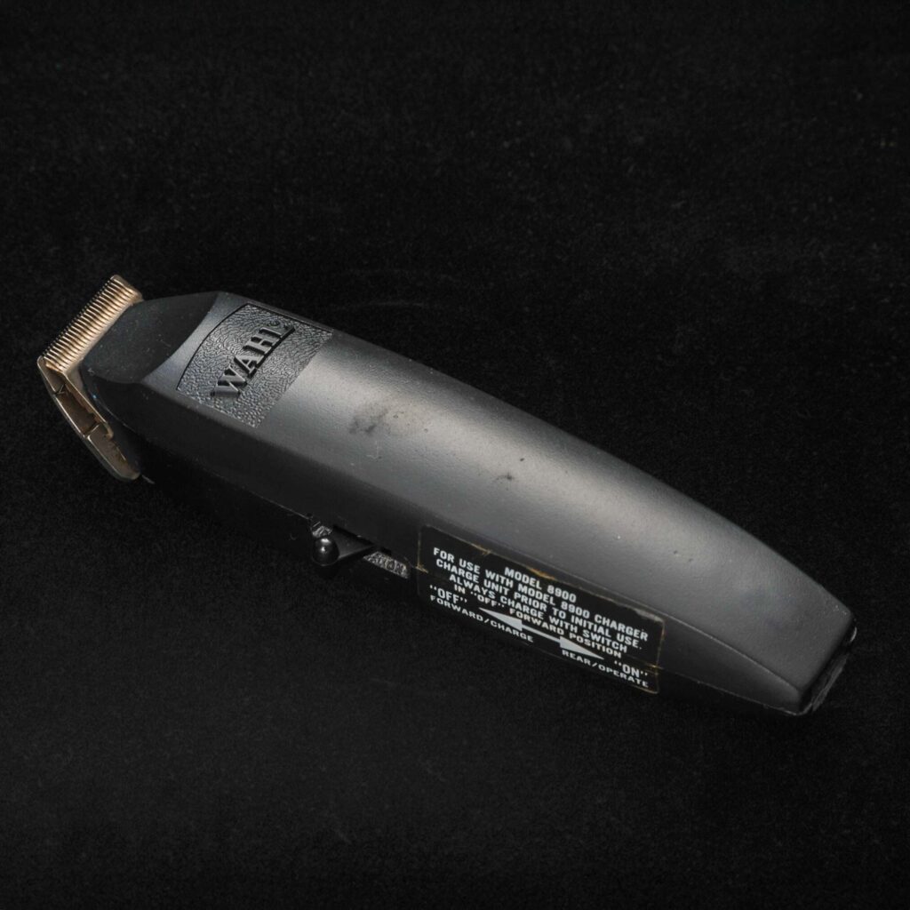 昭和天皇の理容に使用されたトリマー