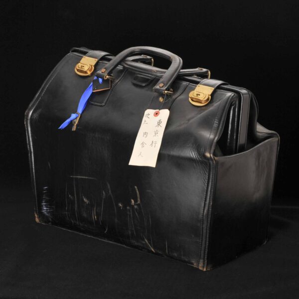 御用奉仕用 皮鞄（天皇陛下 御調髪用道具）