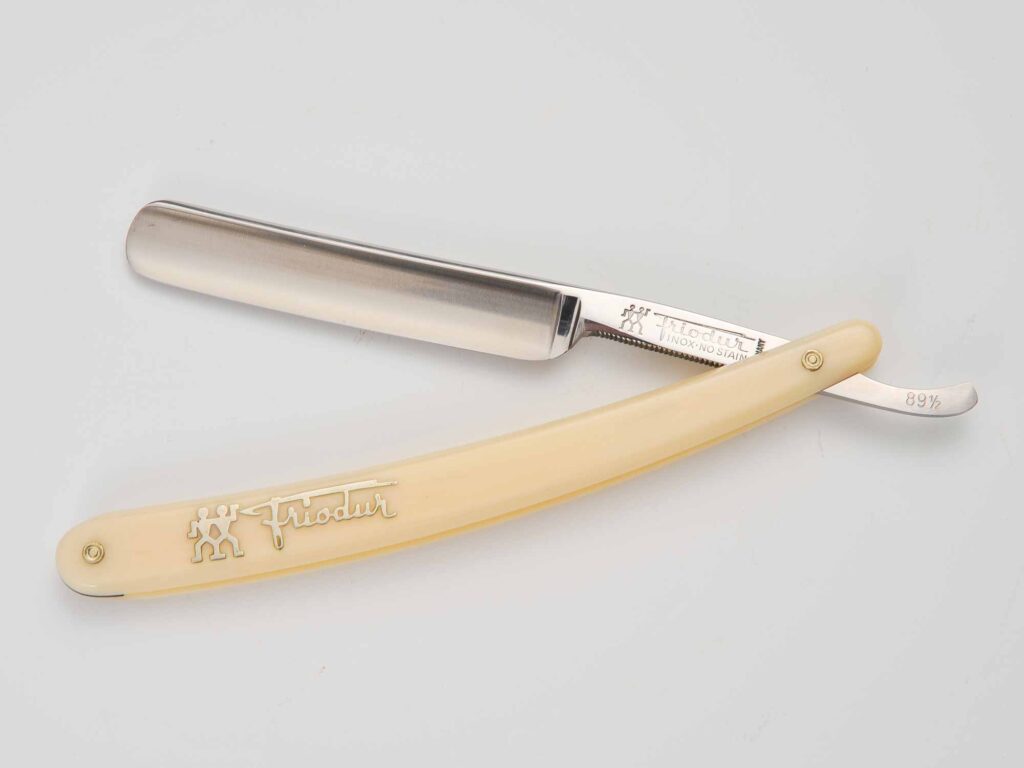 カットレーザー 昭和30年代 松井義三氏（大阪）寄贈