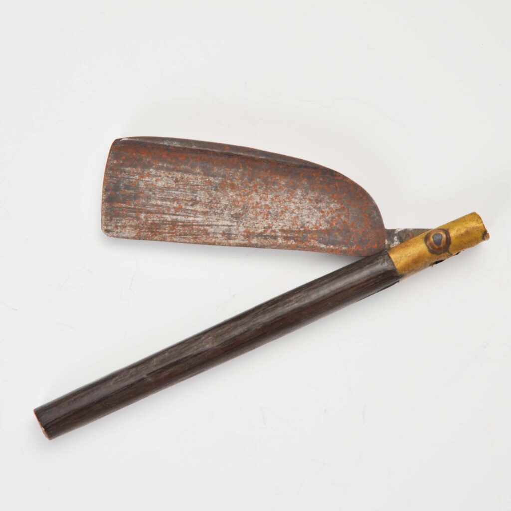 山崎秋則氏（佐賀）寄贈