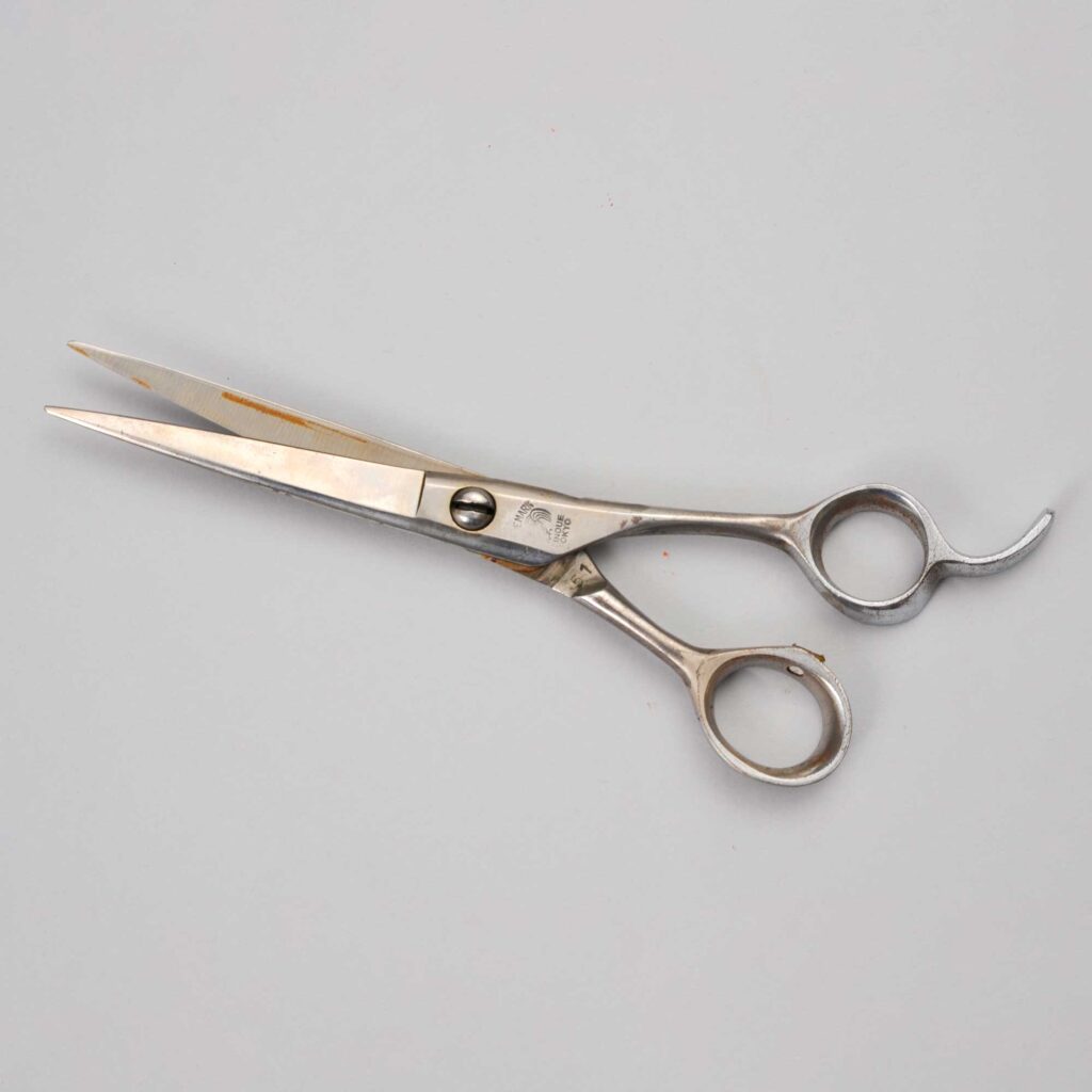 ニワトリ印鋏（昭和）野本高良氏（東京）寄贈