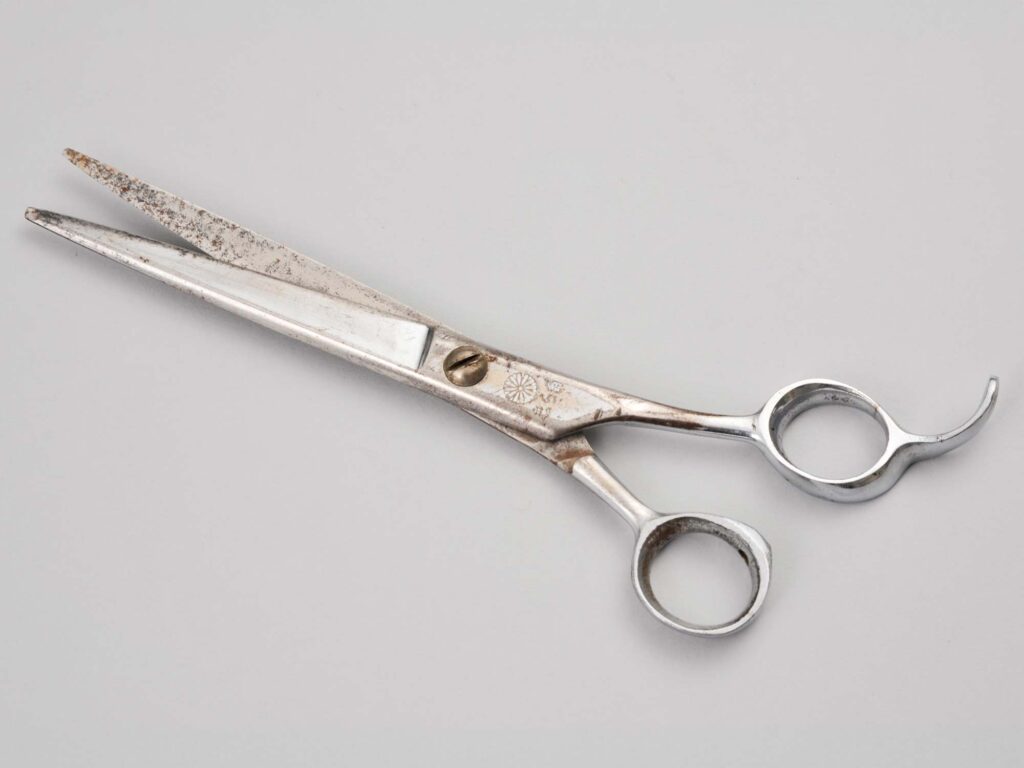 カット鋏 日本理容七和会寄贈