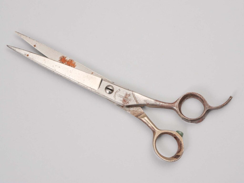 カット鋏 日本理容七和会寄贈