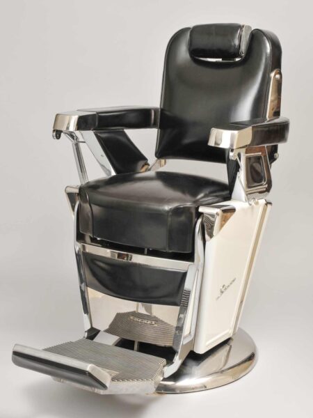 昭和天皇 御調髪用 理容椅子